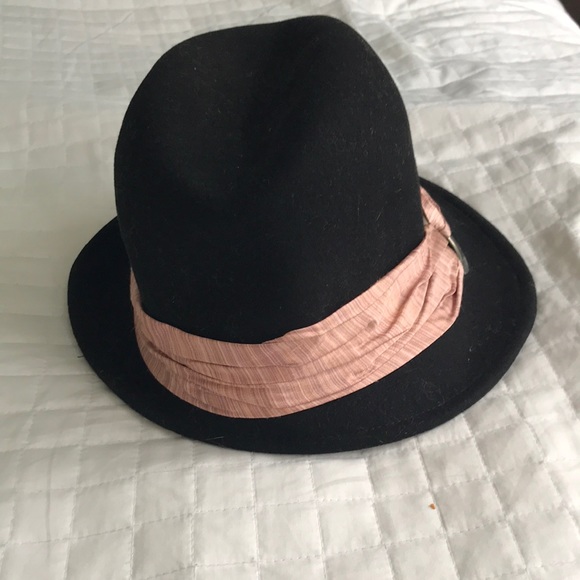 Handmade Felt Hat - Canadian Designer - Picture 3 of 4